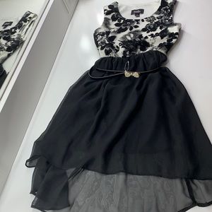 Floral black white dress